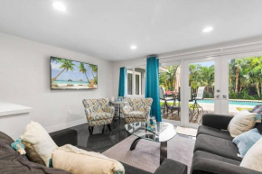 New Listing/Pool Paradise at the Beach !